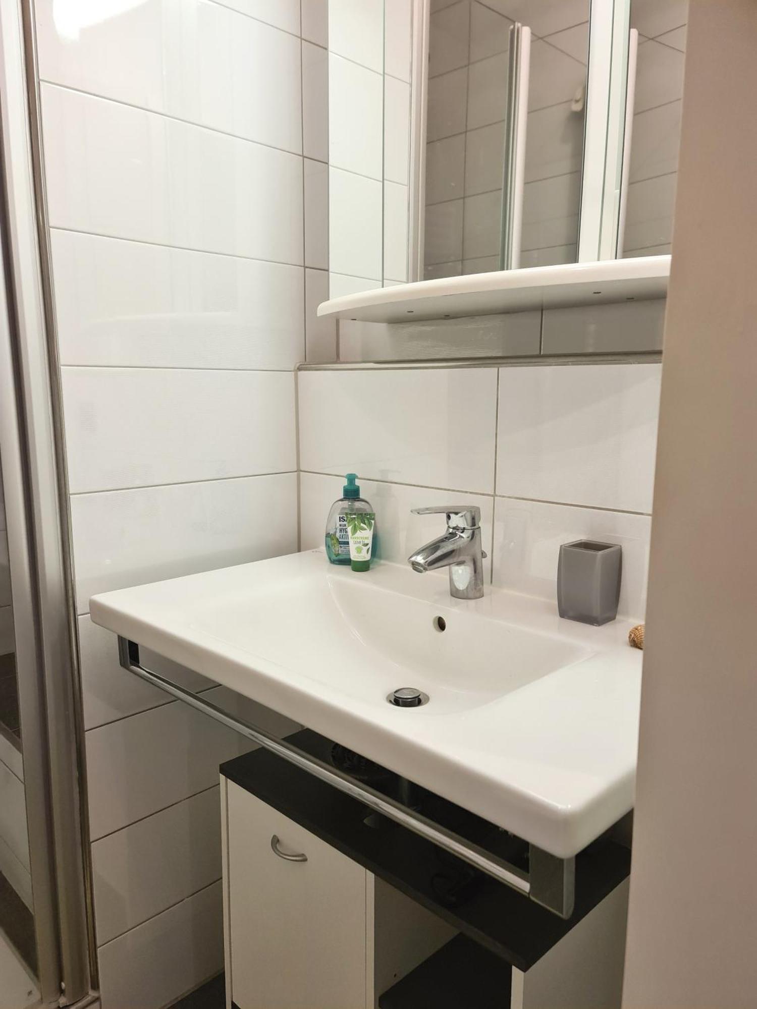 Ruhiges & Gemuetliches Apartment Im Herzen Von Huede 300 M Entfernt Vom Duemmer See Exterior foto